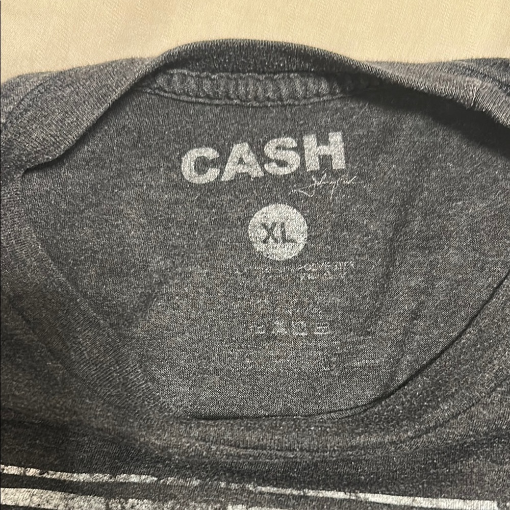 Johnny Cash - Man in Black XL Tee - Picture 2 of 3